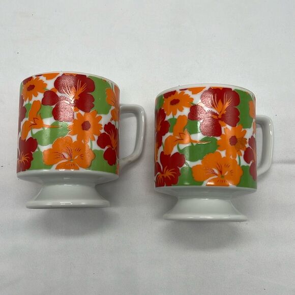 Pair of Vintage Bright Floral Footed Mugs - Picture 1 of 6